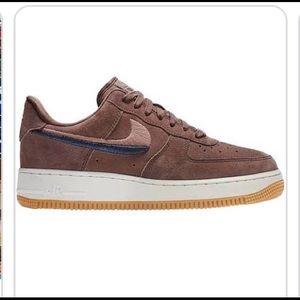 Women’s Air Force 1 Low '07 LX 'Smokey Mauve' Size 7.5